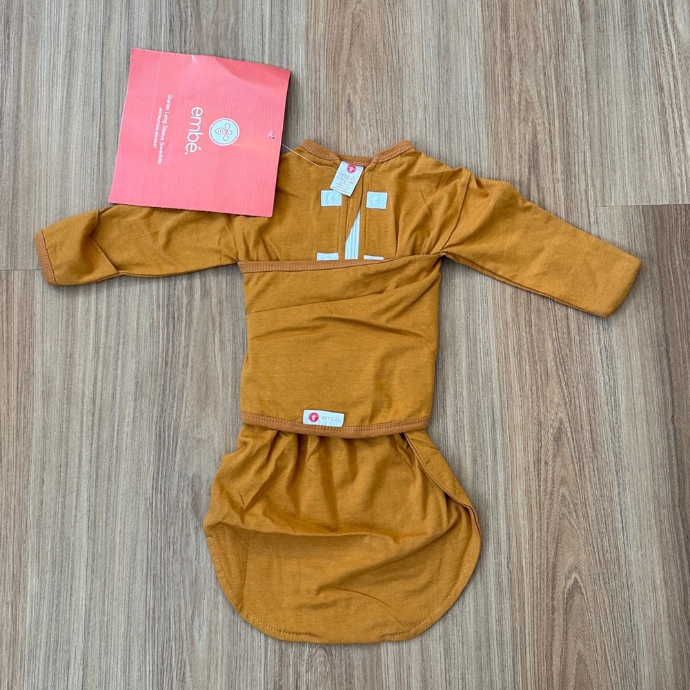 Swaddle - Picture 3 of 5